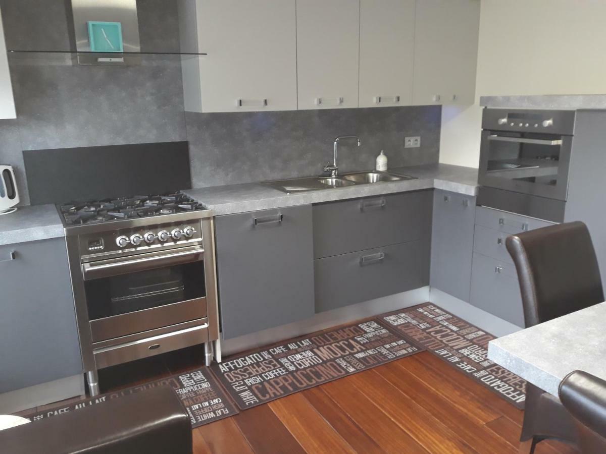 Cosy Corner Apartment ลอมเมล ภายนอก รูปภาพ